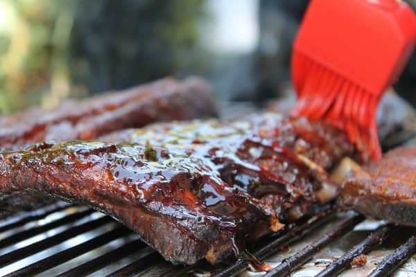 6 Best Charcoal Grills Under $500 – Reviews and Buying Guide